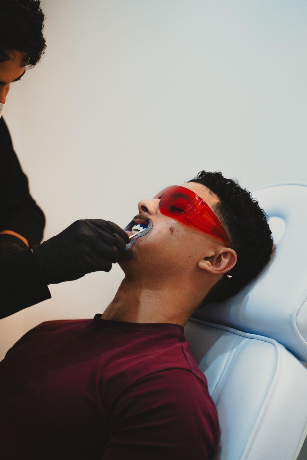 Controle van het gebit voor tanden bleken bij LZ Clinics
